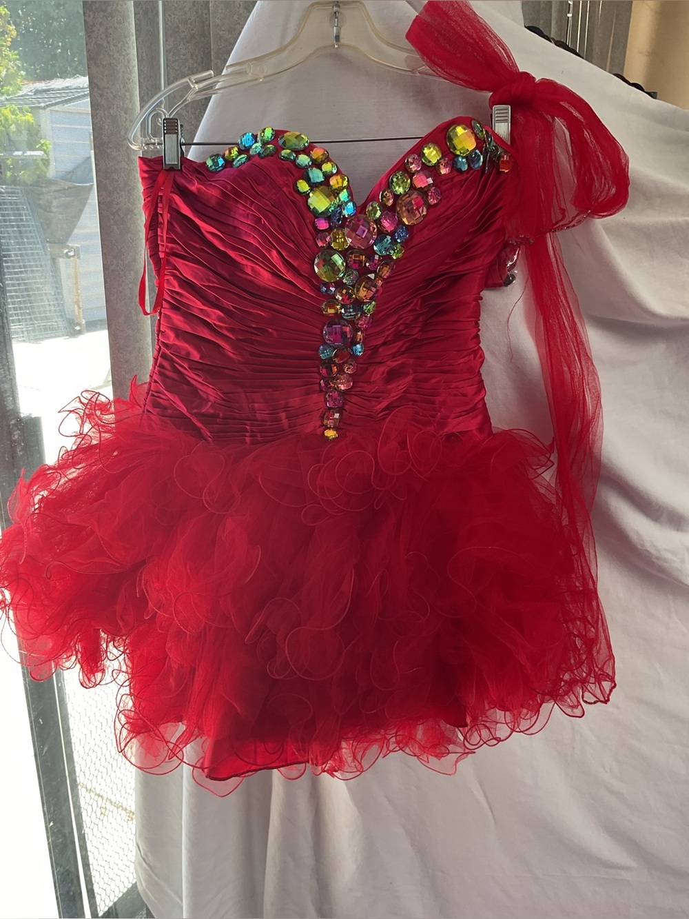 May Queen  Red Gem-Embellished Tulle evening dress